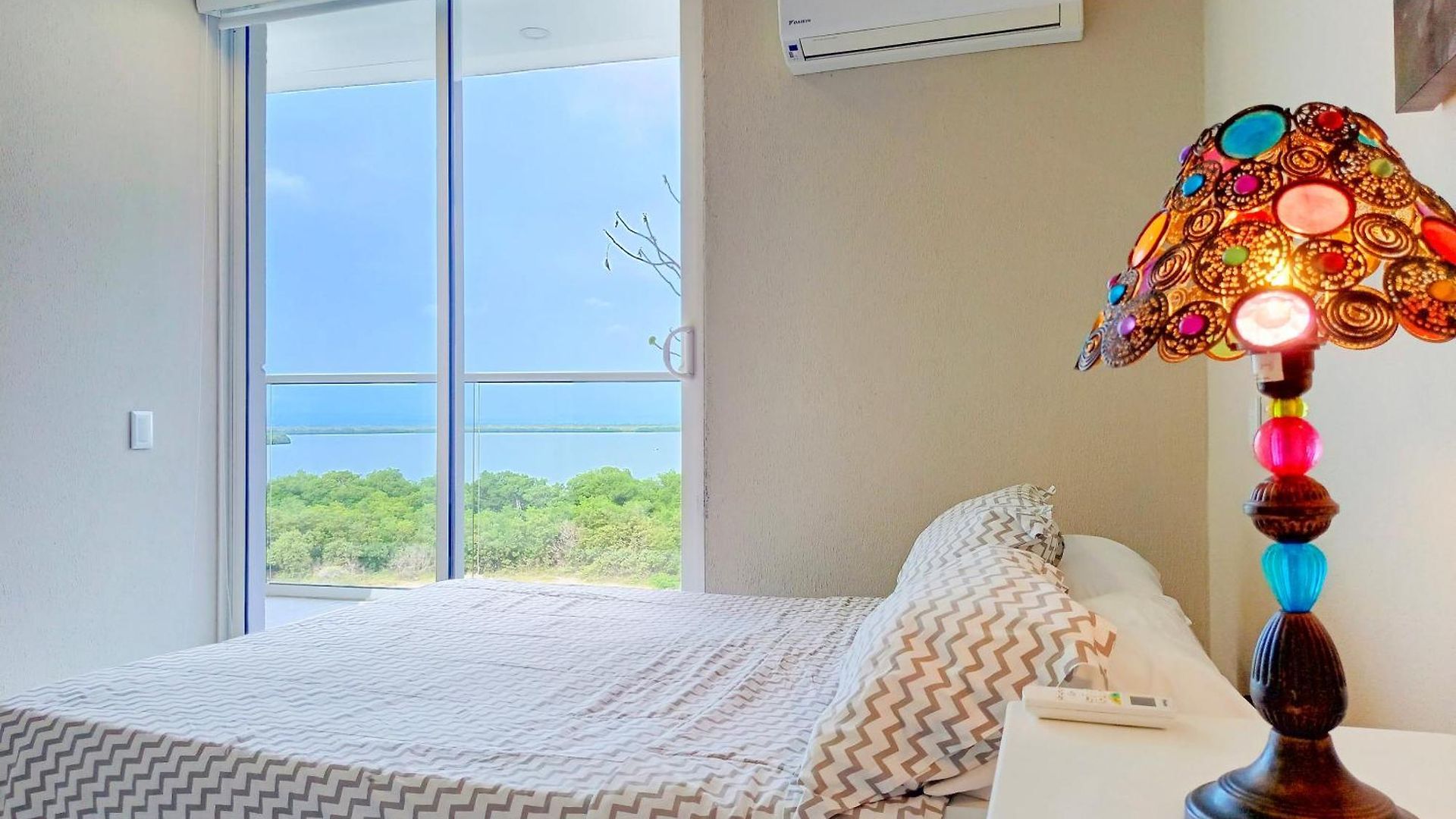 Lindo - Jacuzzi Privado - 3 Min Playa Azul