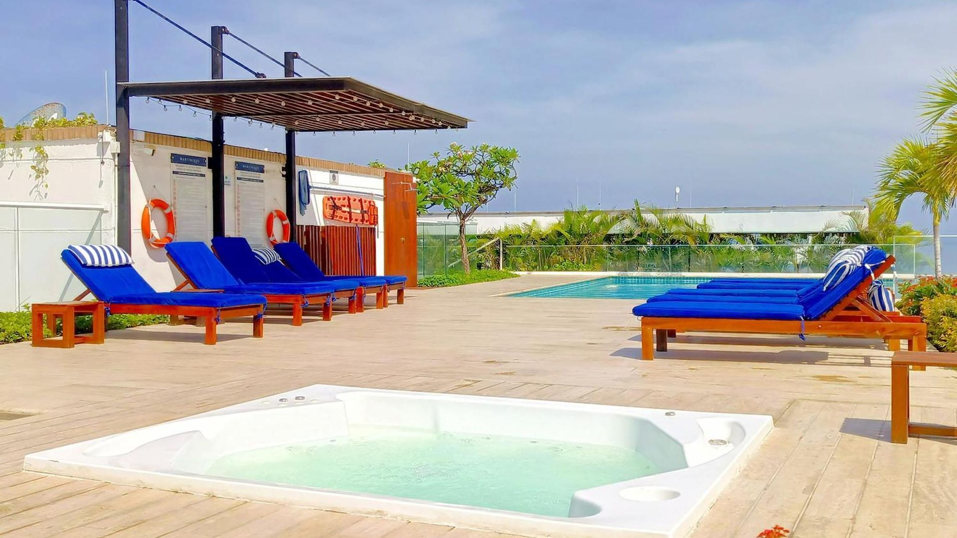 Lindo - Jacuzzi Privado - 3 Min Playa Azul Apartamento