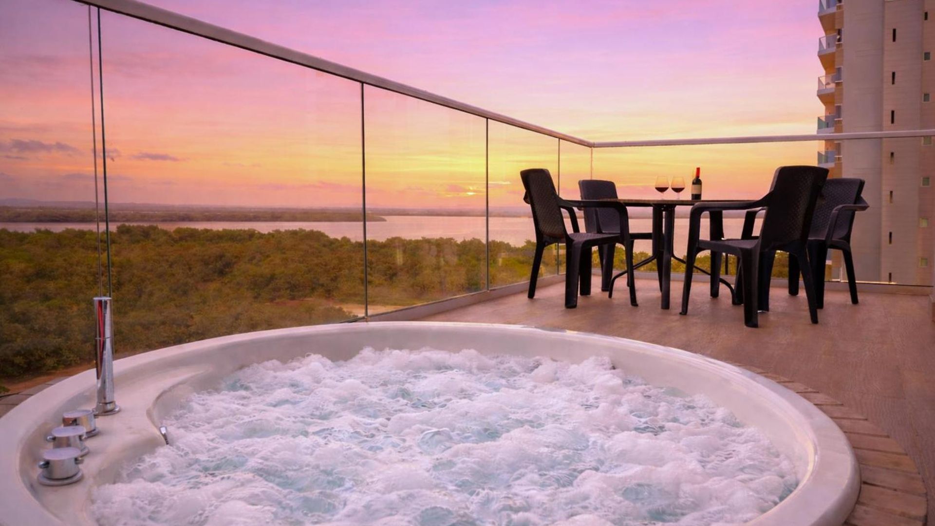Apartamento Lindo - Jacuzzi Privado - 3 Min Playa Azul *